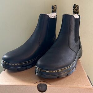 Dr Martens Men's Black Wyoming Embury Chelsea Boots with Slip Resistant Sole